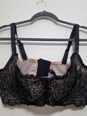 Torrid Curve Ladies Size 42 DD Lace Padded Bra Black Sexy